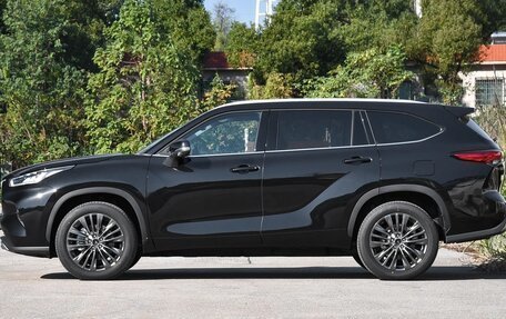 Toyota Highlander, 2025 год, 5 640 000 рублей, 6 фотография