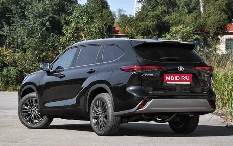 Toyota Highlander, 2025 год, 5 640 000 рублей, 7 фотография