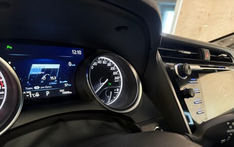 Toyota Camry, 2020 год, 3 440 000 рублей, 9 фотография