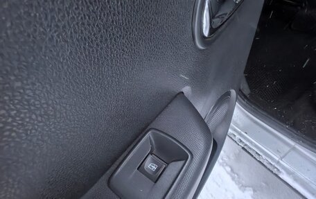 Renault Sandero II рестайлинг, 2019 год, 1 250 000 рублей, 5 фотография