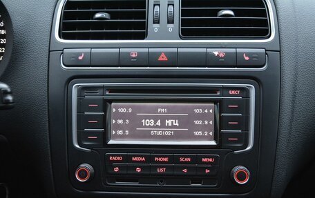 Volkswagen Polo VI (EU Market), 2015 год, 995 000 рублей, 21 фотография