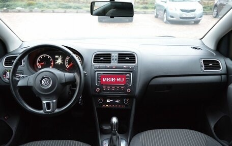 Volkswagen Polo VI (EU Market), 2015 год, 995 000 рублей, 17 фотография