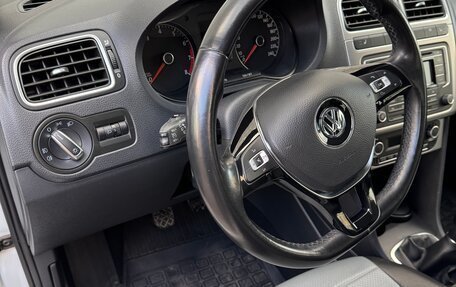 Volkswagen Polo VI (EU Market), 2018 год, 1 200 000 рублей, 17 фотография