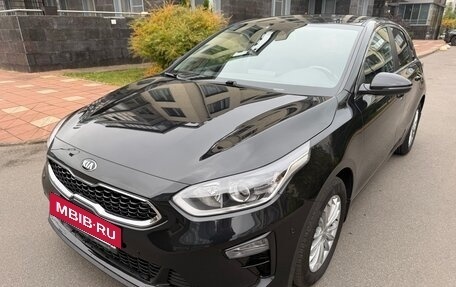 KIA cee'd III, 2020 год, 1 880 000 рублей, 2 фотография