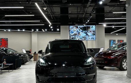 Tesla Model Y I, 2022 год, 4 800 000 рублей, 2 фотография