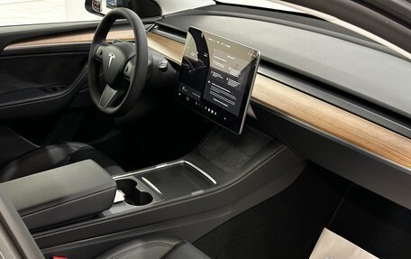 Tesla Model Y I, 2022 год, 4 800 000 рублей, 10 фотография