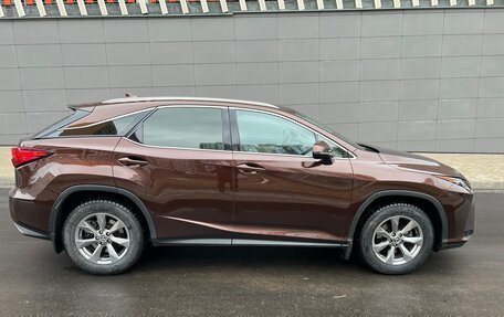 Lexus RX IV рестайлинг, 2018 год, 4 200 000 рублей, 5 фотография