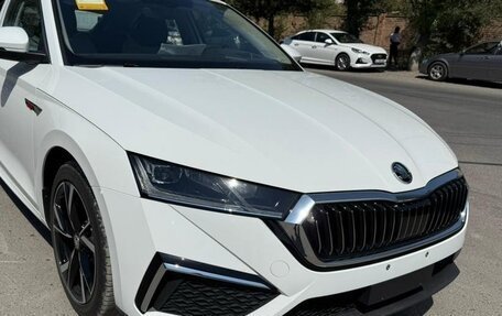 Skoda Octavia IV, 2025 год, 2 950 000 рублей, 2 фотография