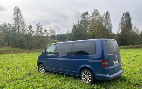 Volkswagen Caravelle T5, 2006 год, 700 000 рублей, 7 фотография