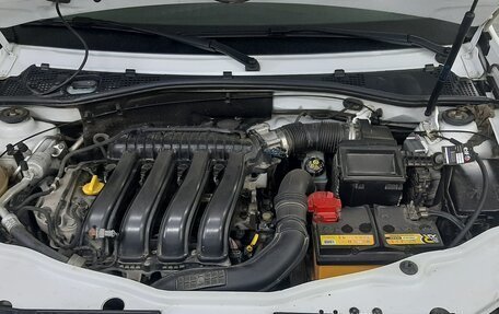 Renault Duster I рестайлинг, 2017 год, 1 380 000 рублей, 4 фотография