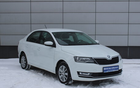Skoda Rapid I, 2018 год, 1 025 000 рублей, 3 фотография