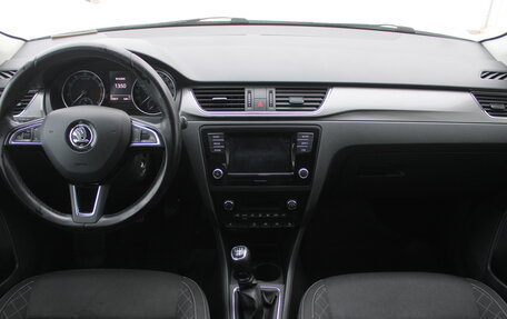 Skoda Rapid I, 2018 год, 1 025 000 рублей, 9 фотография