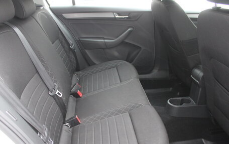 Skoda Rapid I, 2018 год, 1 025 000 рублей, 12 фотография