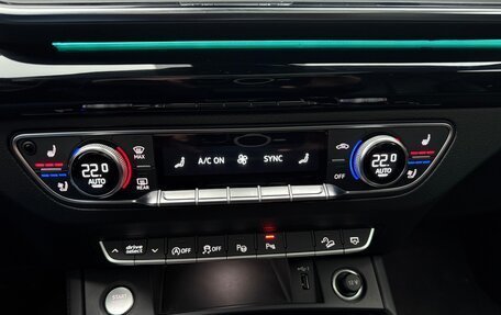 Audi Q5, 2021 год, 4 850 000 рублей, 24 фотография