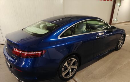 Mercedes-Benz E-Класс, 2021 год, 6 500 000 рублей, 3 фотография
