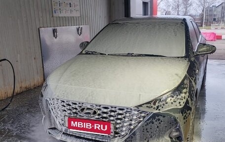 Hyundai Solaris II рестайлинг, 2021 год, 1 750 000 рублей, 8 фотография