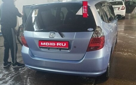 Honda Fit III, 2003 год, 360 000 рублей, 3 фотография