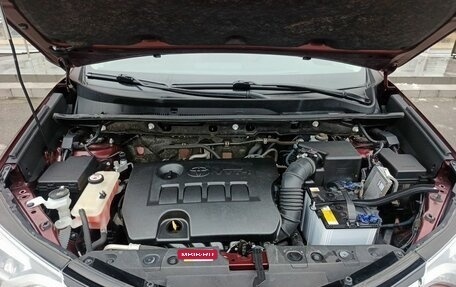 Toyota RAV4, 2017 год, 2 199 000 рублей, 11 фотография