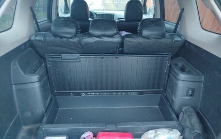 Mitsubishi Outlander III рестайлинг 3, 2019 год, 1 750 000 рублей, 13 фотография