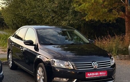 Volkswagen Passat B7, 2013 год, 1 500 000 рублей, 1 фотография