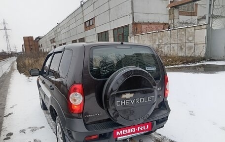 Chevrolet Niva I рестайлинг, 2011 год, 560 000 рублей, 2 фотография
