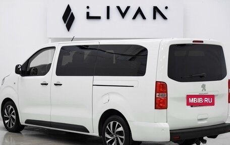 Peugeot Traveller I, 2019 год, 2 649 000 рублей, 4 фотография