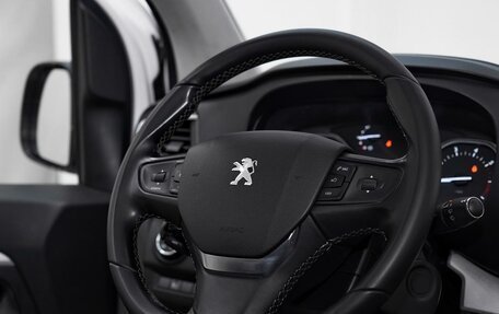 Peugeot Traveller I, 2019 год, 2 649 000 рублей, 7 фотография