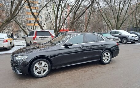 Mercedes-Benz E-Класс, 2021 год, 3 850 000 рублей, 4 фотография