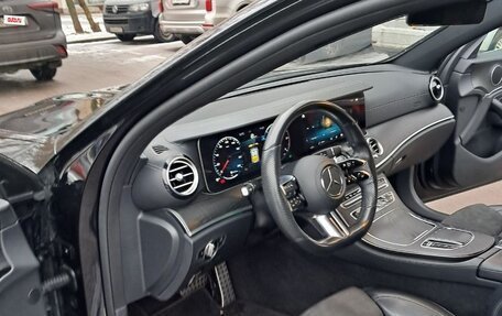 Mercedes-Benz E-Класс, 2021 год, 3 850 000 рублей, 15 фотография