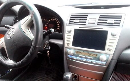Toyota Camry, 2007 год, 950 000 рублей, 3 фотография