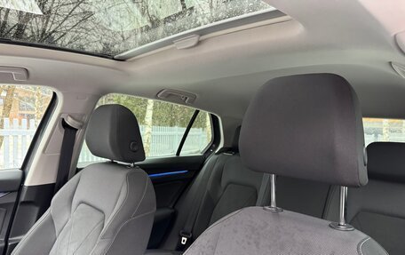 Volkswagen Golf VIII, 2021 год, 2 200 000 рублей, 11 фотография