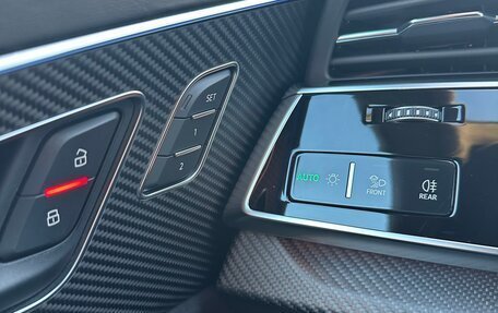 Audi RS Q8 I, 2021 год, 14 000 000 рублей, 27 фотография