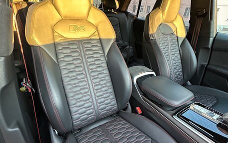 Audi RS Q8 I, 2021 год, 14 000 000 рублей, 37 фотография