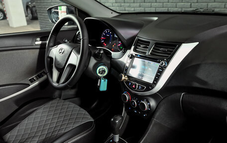 Hyundai Solaris II рестайлинг, 2013 год, 980 000 рублей, 16 фотография