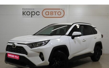 Toyota RAV4, 2021 год, 3 349 000 рублей, 1 фотография
