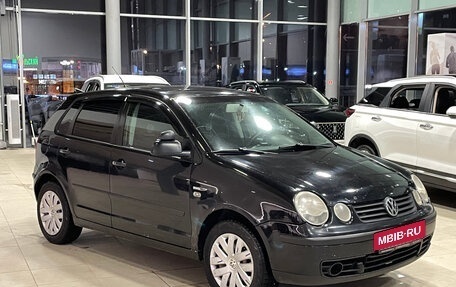 Volkswagen Polo IV рестайлинг, 2002 год, 219 000 рублей, 2 фотография