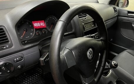 Volkswagen Golf V, 2006 год, 349 999 рублей, 10 фотография