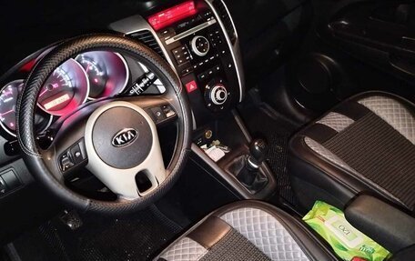 KIA Venga I, 2010 год, 600 000 рублей, 6 фотография