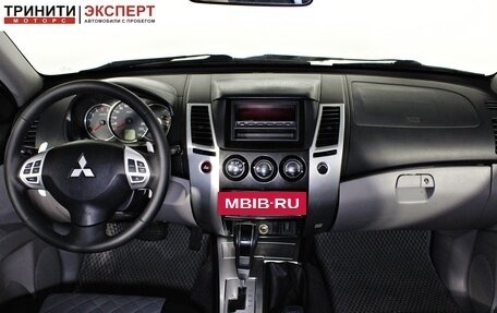 Mitsubishi Pajero Sport II рестайлинг, 2011 год, 1 697 000 рублей, 13 фотография