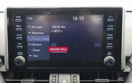 Toyota RAV4, 2021 год, 3 349 000 рублей, 10 фотография