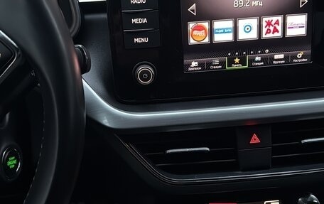 Skoda Rapid II, 2022 год, 1 900 000 рублей, 2 фотография