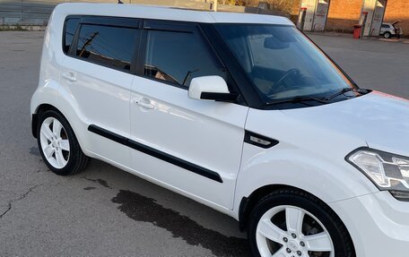 KIA Soul I рестайлинг, 2010 год, 900 000 рублей, 2 фотография