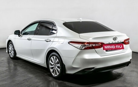 Toyota Camry, 2020 год, 2 390 000 рублей, 7 фотография