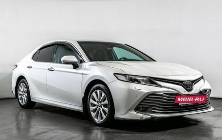 Toyota Camry, 2020 год, 2 390 000 рублей, 3 фотография