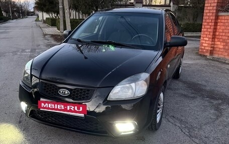 KIA Rio II, 2007 год, 410 000 рублей, 2 фотография
