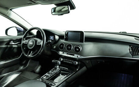 KIA Stinger I, 2019 год, 2 599 700 рублей, 9 фотография