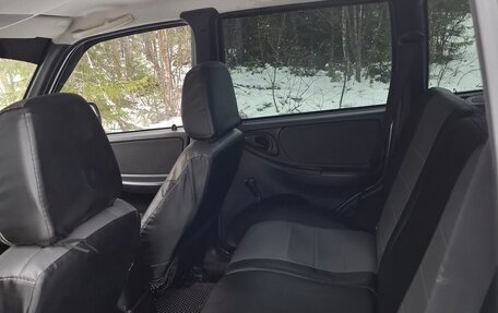 Chevrolet Niva I рестайлинг, 2013 год, 605 000 рублей, 7 фотография