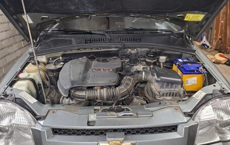 Chevrolet Niva I рестайлинг, 2013 год, 605 000 рублей, 10 фотография