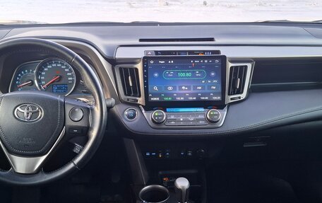 Toyota RAV4, 2013 год, 1 950 000 рублей, 2 фотография