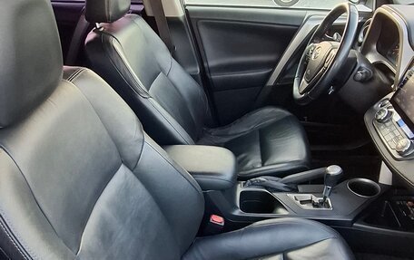 Toyota RAV4, 2013 год, 1 950 000 рублей, 10 фотография